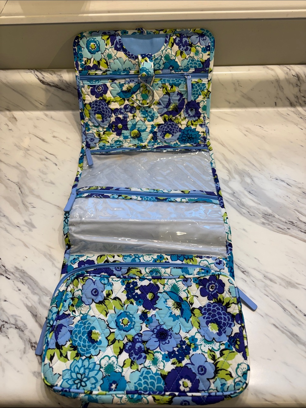 Vera Bradley Floral Blue Quilted Hanging Travel Organizer